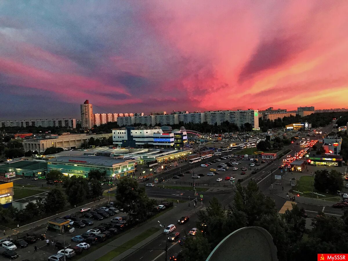 Московский следующий. Закат СССР. Город СССР закат. Закат советского Союза. Закат СССР 1985.