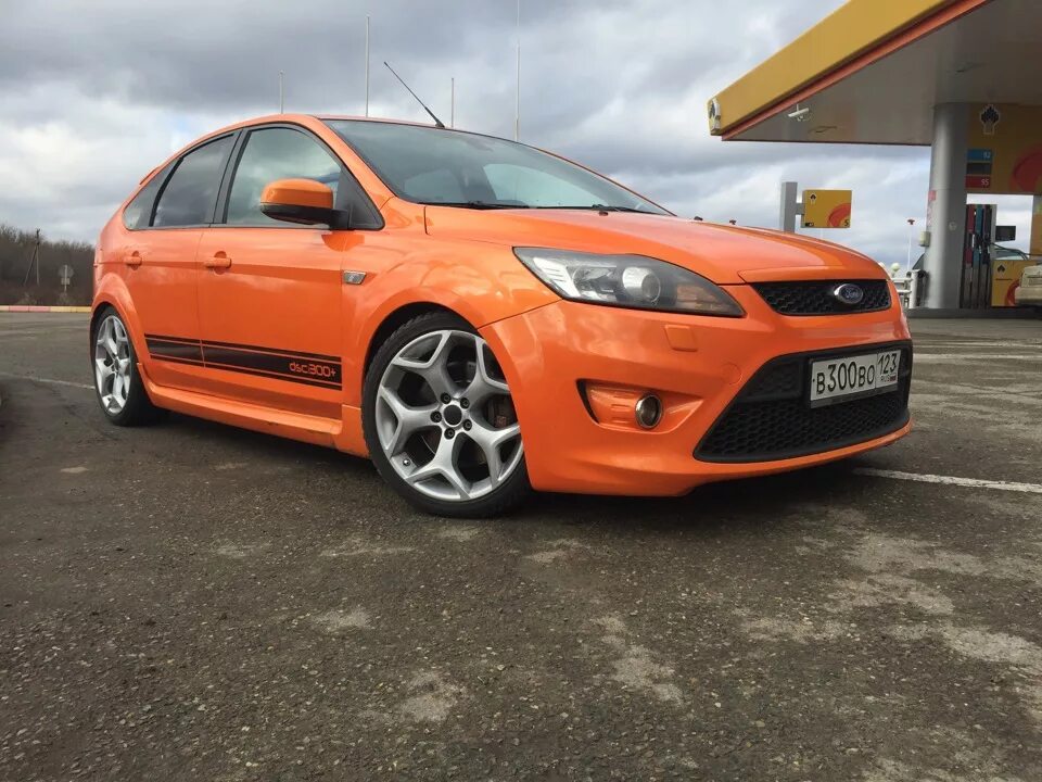 Ст тюнинг. Ford Focus 2 St Tuning. Ford Focus St 2009. Ford Focus 2 St дорестайлинг. Форд фокус 2 ст дорестайлинг.