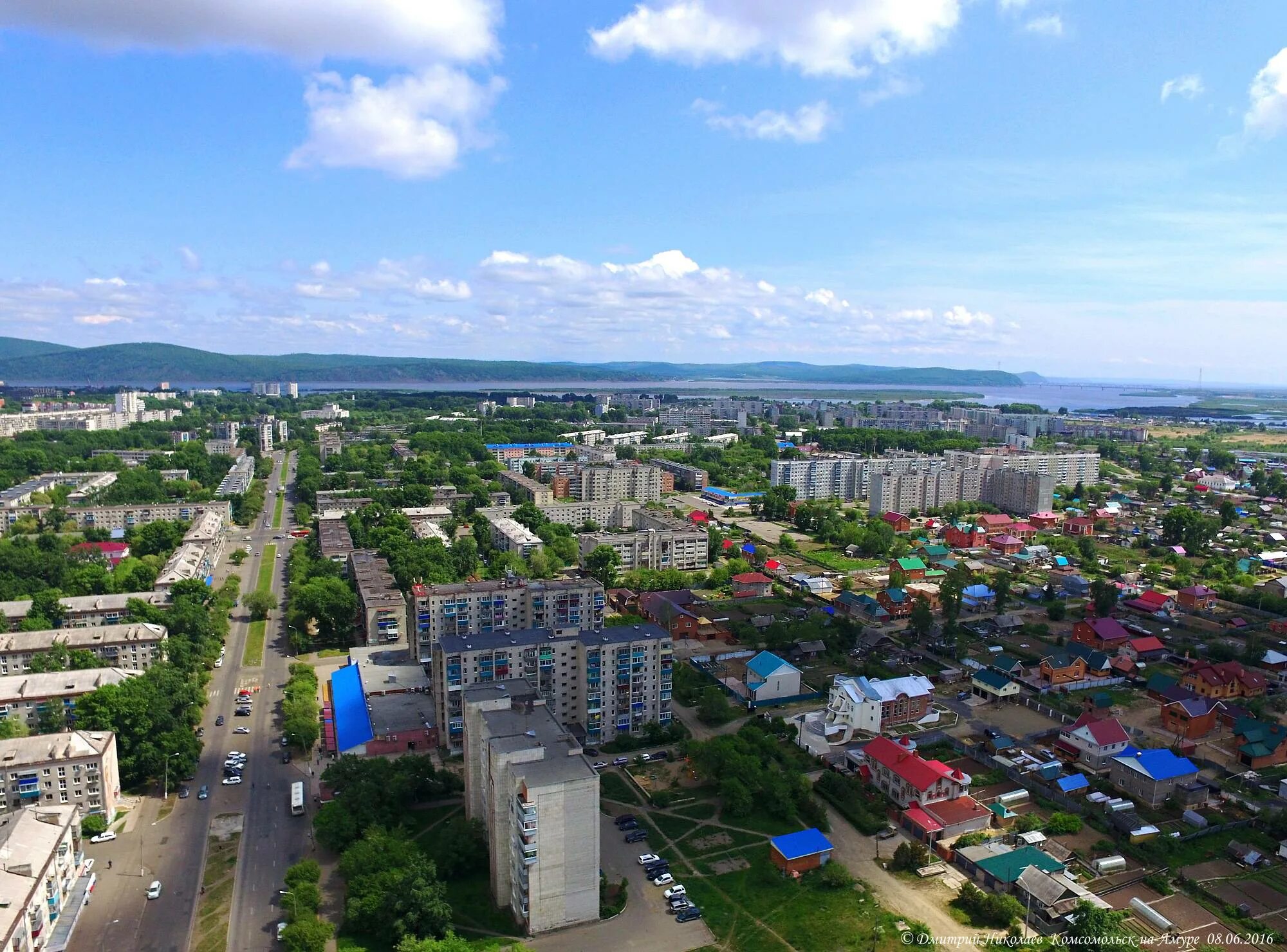 Сколько лет комсомольску на амуре. Комсомольск на Амуре. Комсомольск Хабаровский край. Район 300 Комсомольск на Амуре. Комсомольск на Амуре население.