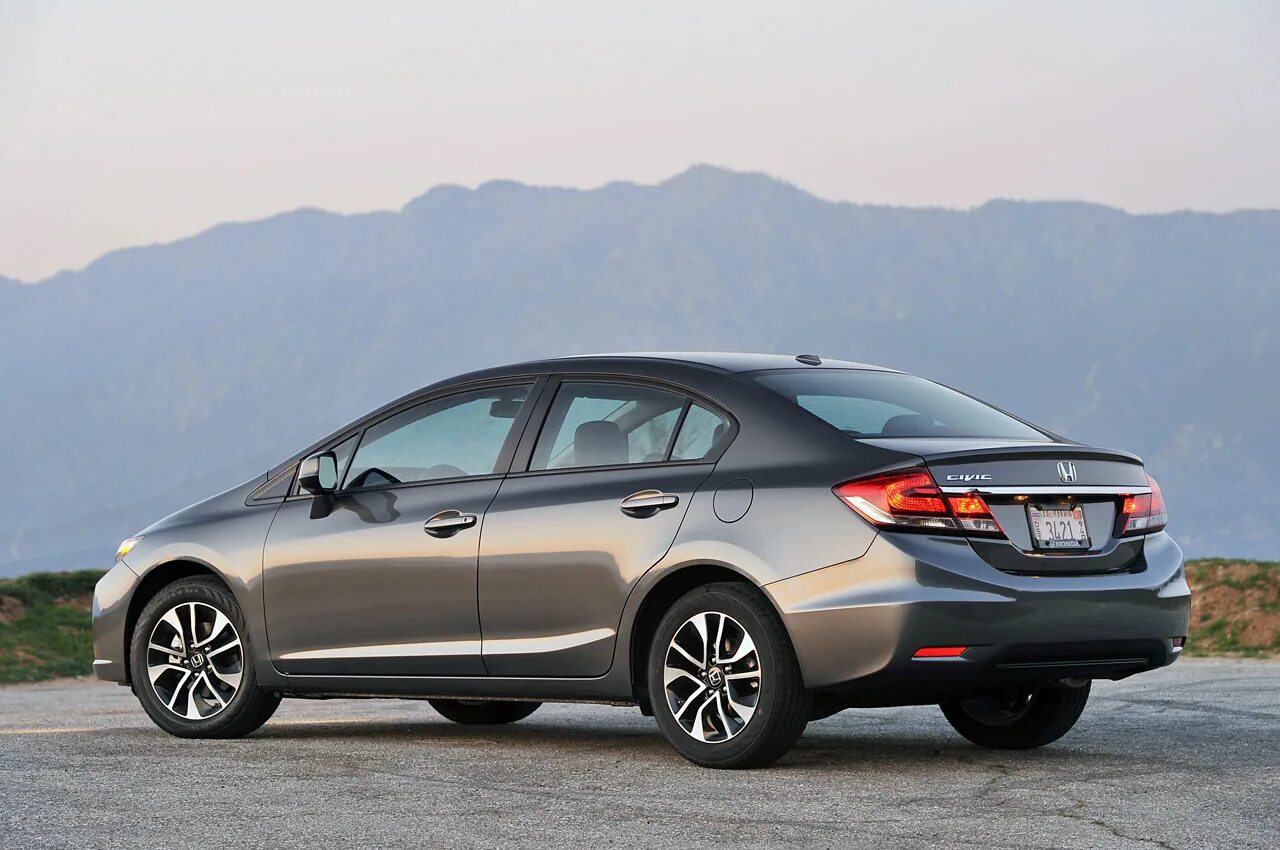 Хонда цивик 9. Honda civic 2012 седан. Хонда цивик 2013 седан. Honda civic 9 седан. Хонда цивик 2014 седан.