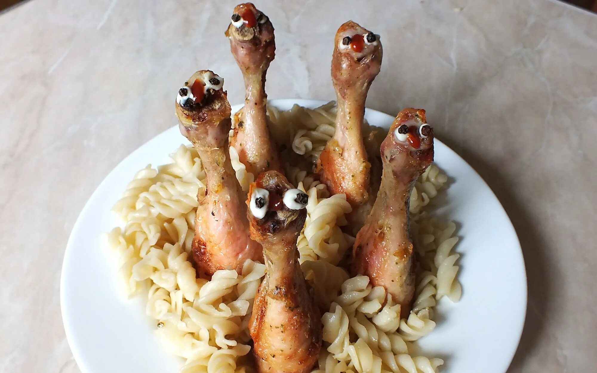 Хочу что нибудь вкусное. Сладости. Хочу что нибудь вкусное. Прикольные блюда. Вермишель с сосисками.