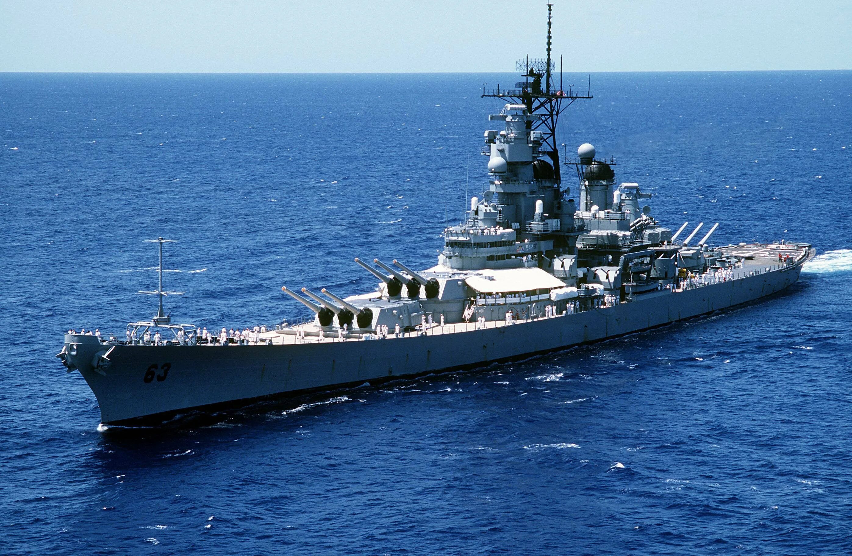 Самые крупные морские флоты. Линкор USS Missouri. Линкор Миссури корабль. USS Missouri BB-63. Линкор ВМФ США "Миссури.