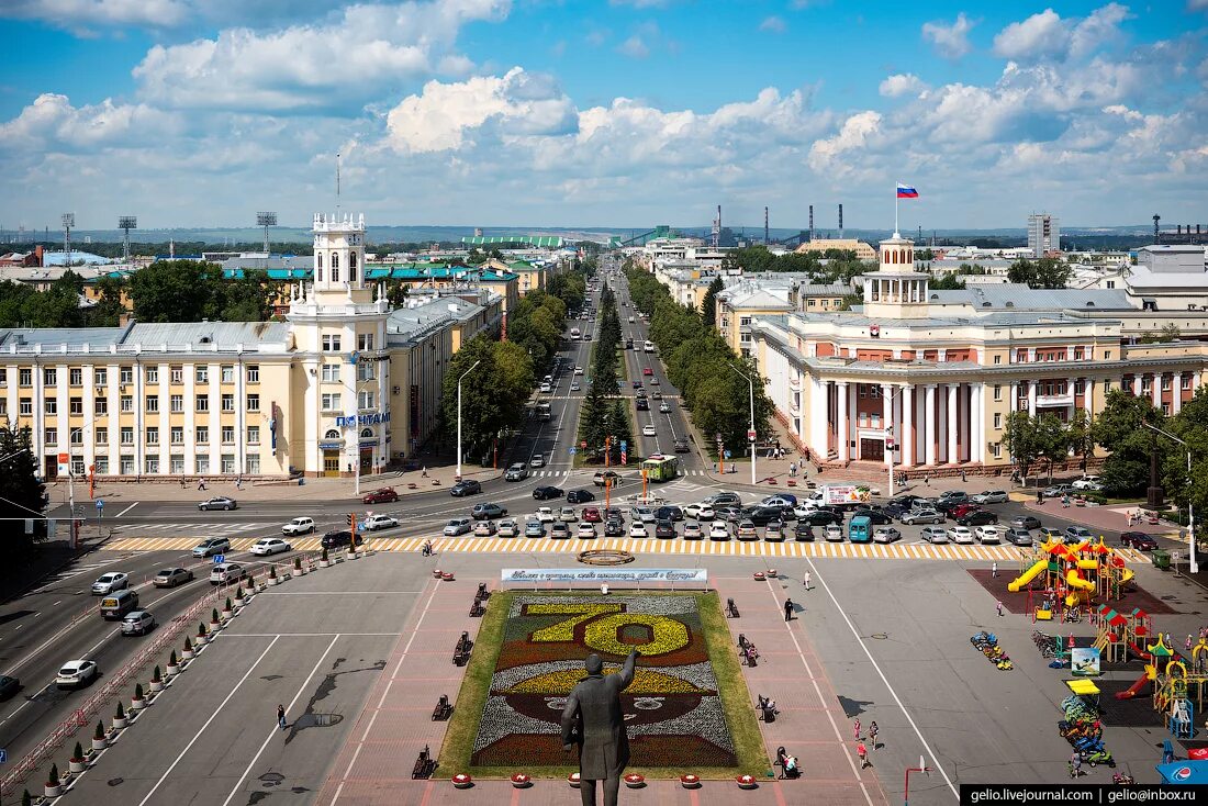 Погулять кемерово. Центральная площадь Кемерово. Площадь города Кемерово. Площадь советов Кемерово. Кемерово исторический центр.