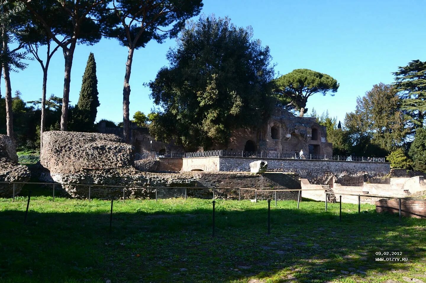 Греция священная роща героон. Олимпия город в греции. Герроны древней греции. Город олимпия в древней греции. Героон в олимпии.