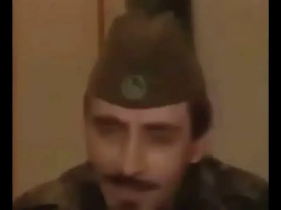Асланбек дудаев. Джохар дудаев ичкерия с волком. дудаев джохар микрофон.