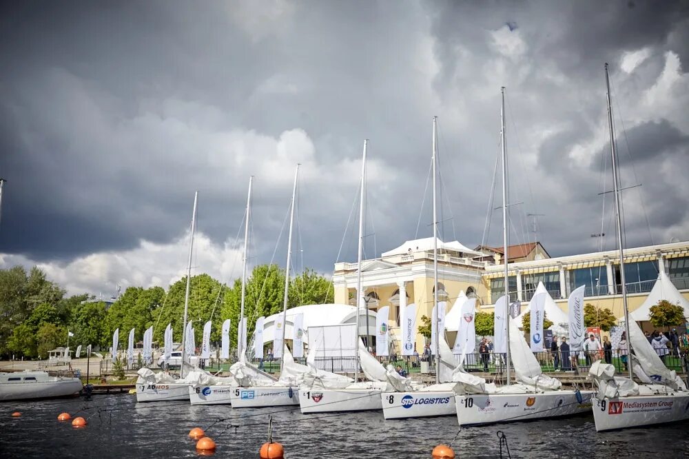 "royal yacht club" / москва , ленинградское шоссе , 39. Яхты водный стадион. Яхт клуб на водном стадионе. Регата водный стадион. Яхт клуб на водном стадионе.
