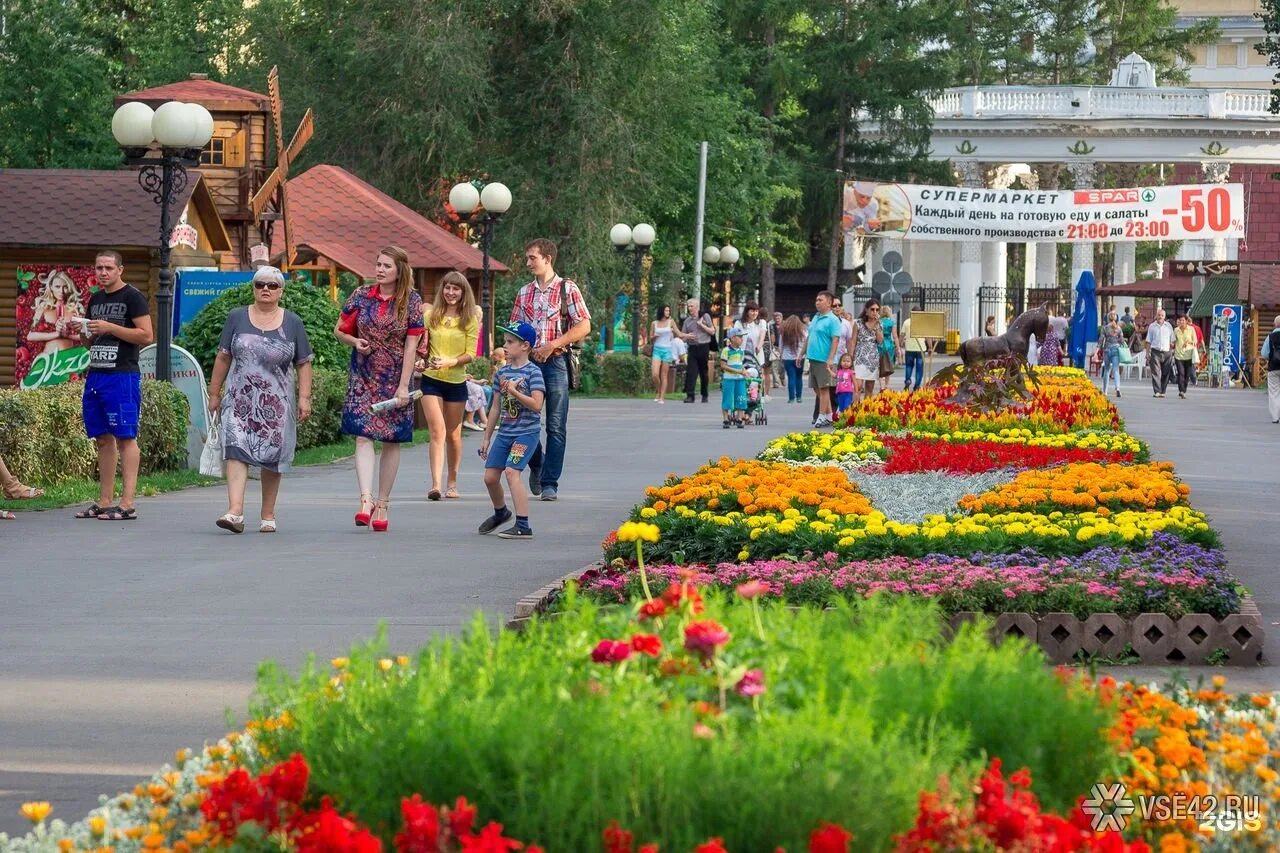 Парк чудес Кемерово. Кемеровский городской сад парк чудес, Кемерово. Парк чудес Кемерово набережная. Горсад Кемерово.