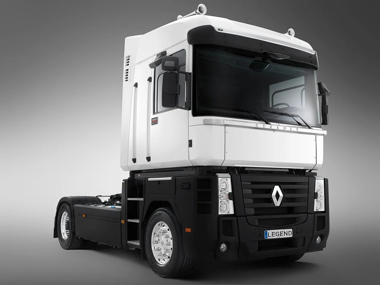 Renault magnum 4. Renault magnum 4. Рено магнум 2009. Renault magnum 2006. Renault magnum 2013.