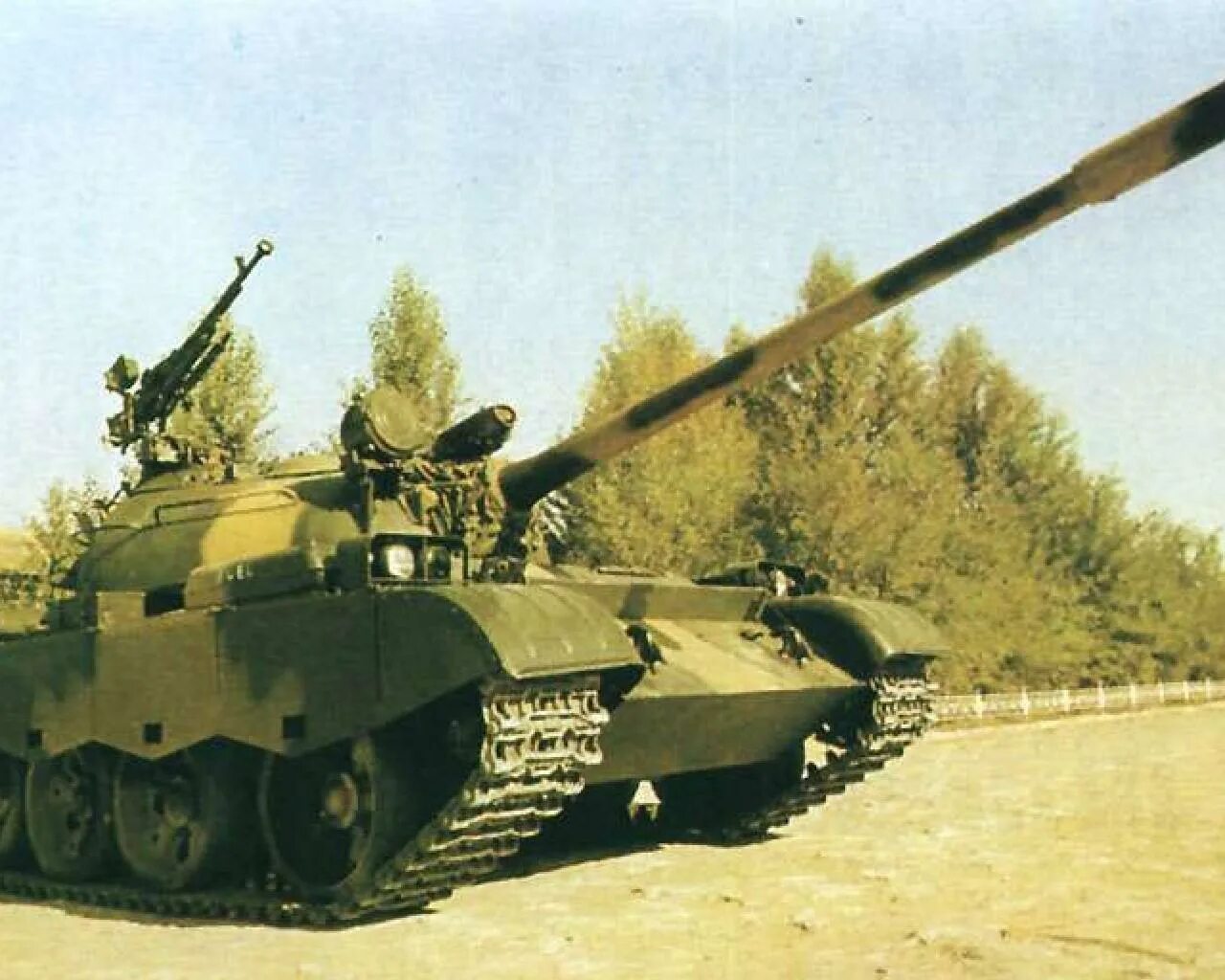 Танк тайп 69 2. Танк Type 69-II. WZ-121 Type 69. Танк Type 69.