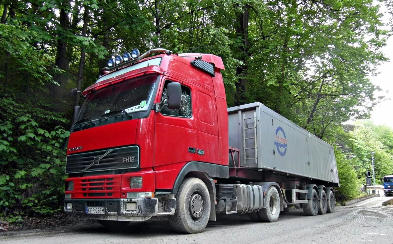 Вольво fh12 бу. Volvo fh12 420. Вольво fh12 420. Вольво fh12. Volvo fh12 400.