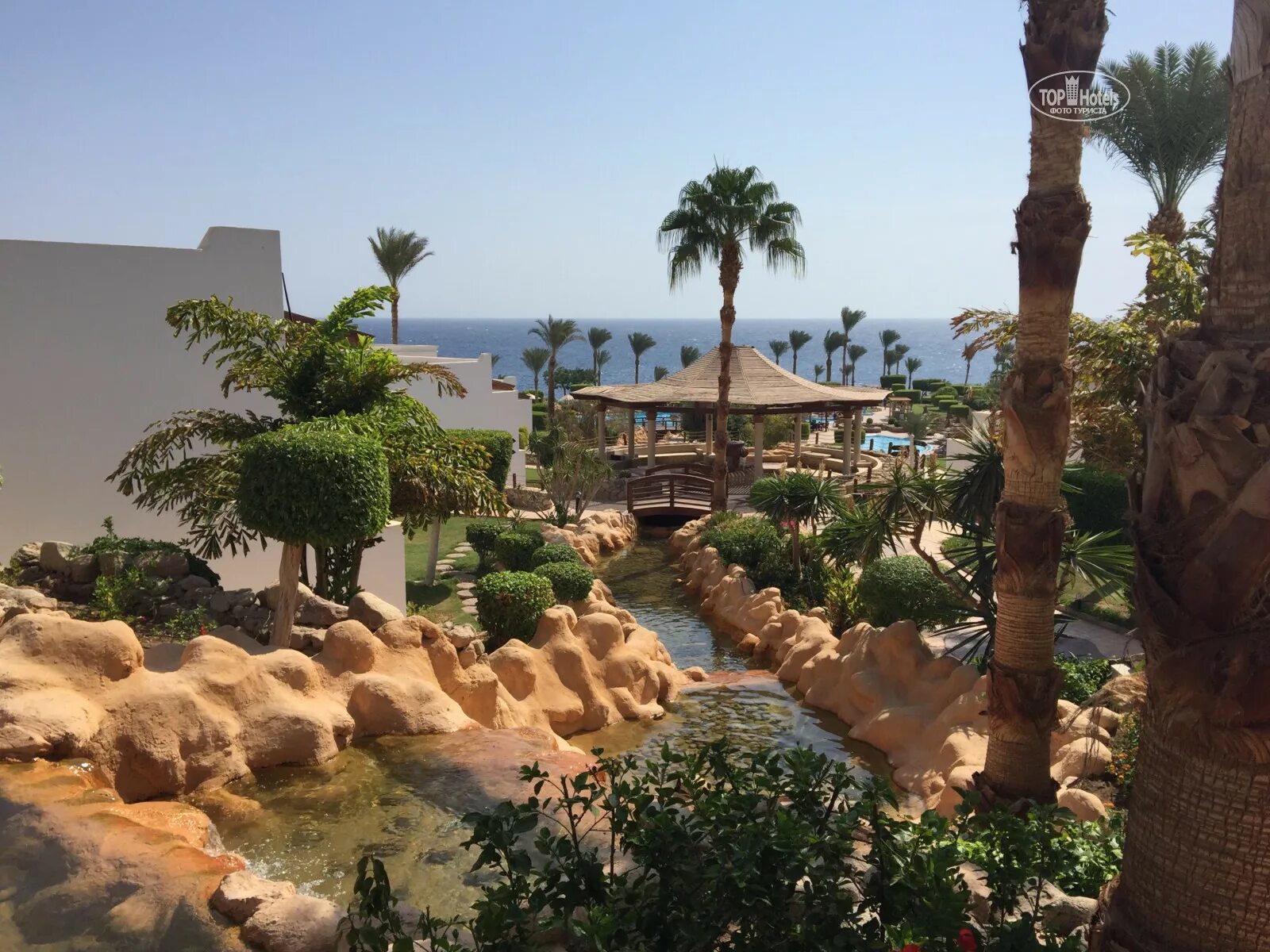 Renaissance sharm el sheikh golden view resorts. Ренессанс Шарм-Эль-Шейх Голден. Renaissance Hotel Sharm el Sheikh. Renaissance Golden view Beach Resort 5*. Renaissance Golden view Beach 5 пляж.