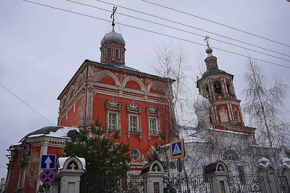 Храм в барашах. Храм в барашах в москве. введенская церковь в барашах. храм воскресения словущего в барашах. храм вознесения в барашах.