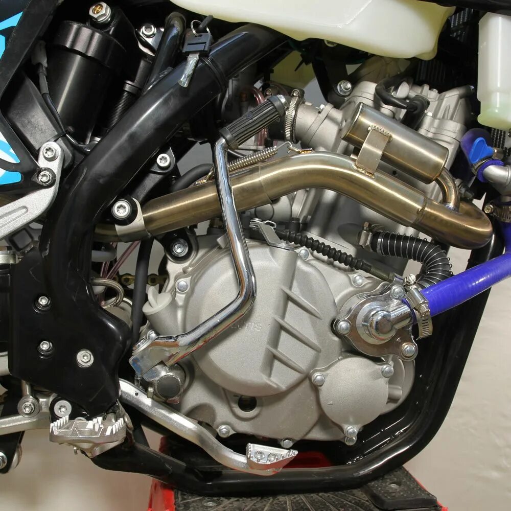 Racer 300 эндуро. Rc300-gy8a enduro. Ktm 300 exc охлаждение. Мотоцикл racer enduro 300 rc300-gy8a. Эндуро 300 водяное охлаждение.