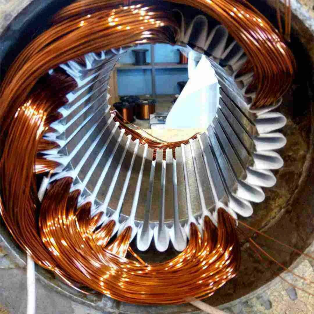 Перемотка 4. Генератор электрический обмотка славянка. Перемотка статора электродвигателя. Перемотка обмотки статора. Перемотка электродвигателей, трансформаторов, генераторов.