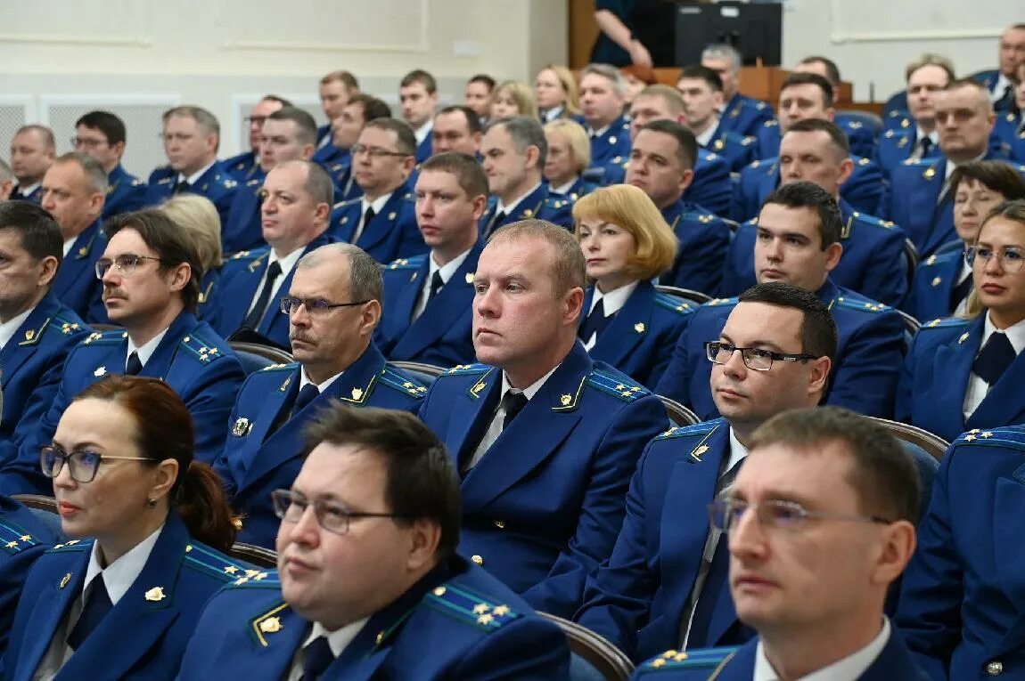 Прокуратура ижевска фото 3,5 миллиона рублей вернет обманутым туристам сотрудница турфирмы в Ижевске. Про
