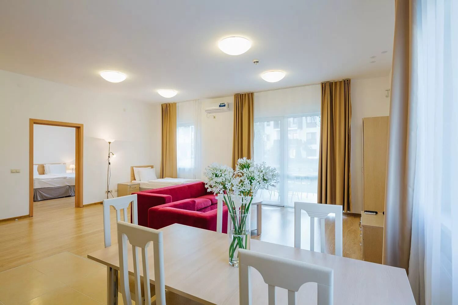 Apart. Onkel rada apart hotel анталия 23 год. Apart отель. Апартаменты в апарт отеле. Бревис апарт отель сочи.
