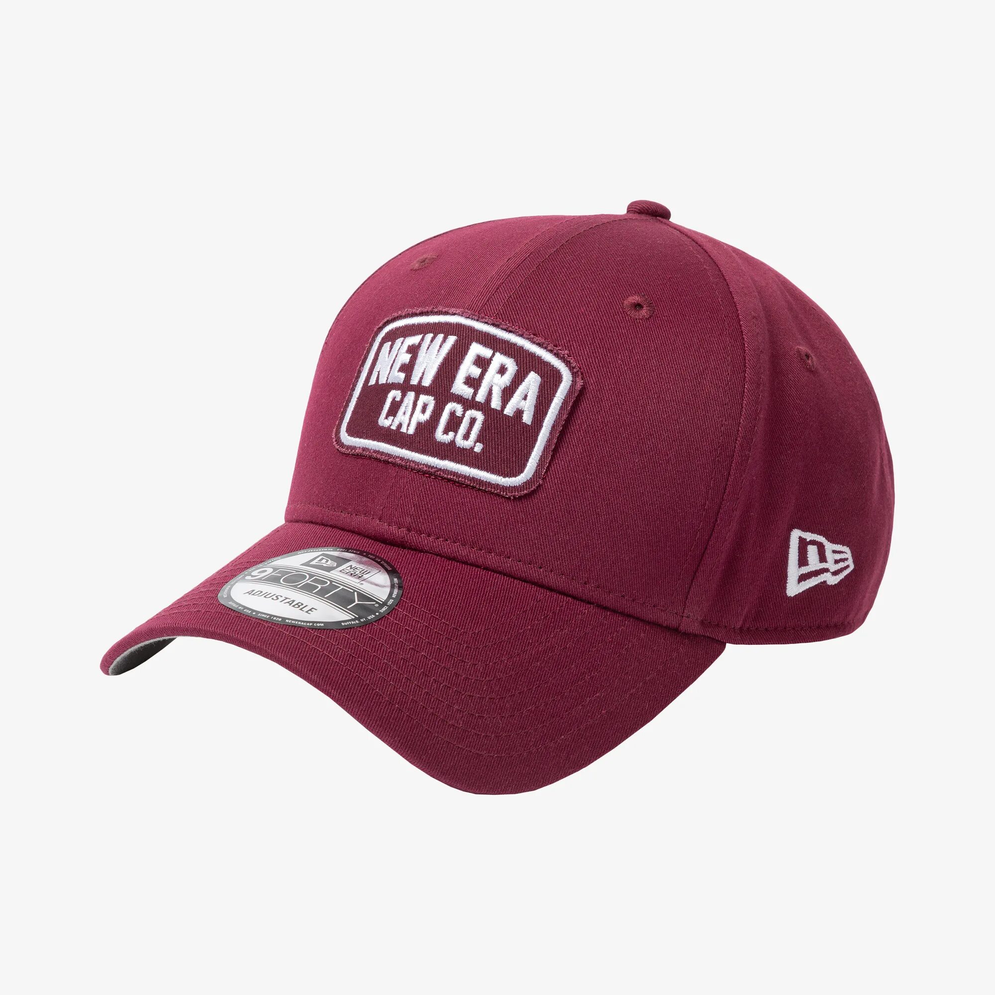 New era 9forty entry ESS. Бейсболка New era бордовая. Кепка Нью Эра Спортмастер. Бейсболка Нью Эра бордовая. Спортмастер бейсболки мужские