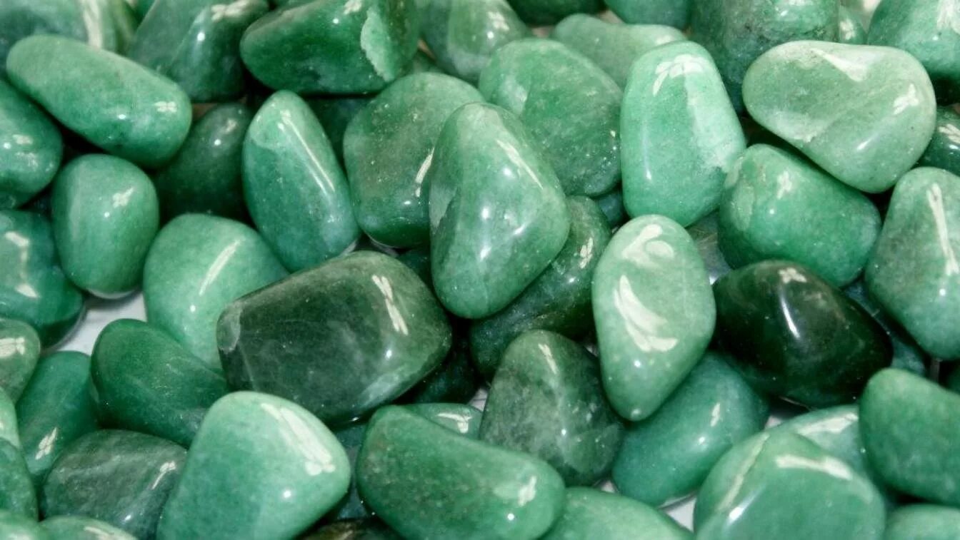 Green Aventurine камень. Жадеит нефрит , малахит. Авантюрин нефрит малахит. Нефрит малахит изумруд.