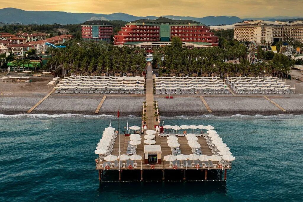 Анталия 2023 отзывы. Delphin Deluxe Resort 5. Grand Cortez Resort Hotel & Spa 5* (Алания). Delphin botanik Platinum 5. Отели Турции 2023.