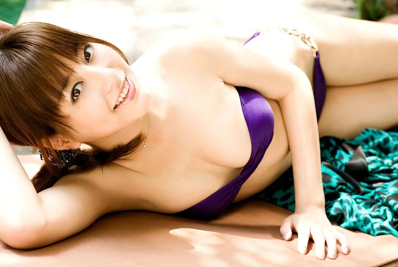 Азиатка Yumi Sugimoto. Красивые японки. Японская девушка.