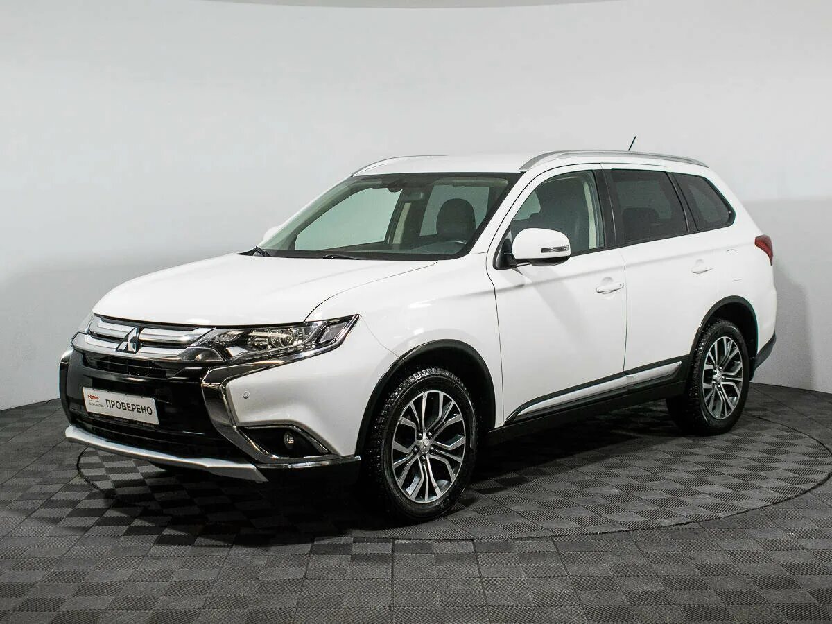 Mitsubishi Outlander 2017. Аутлендер 3 рестайлинг купить