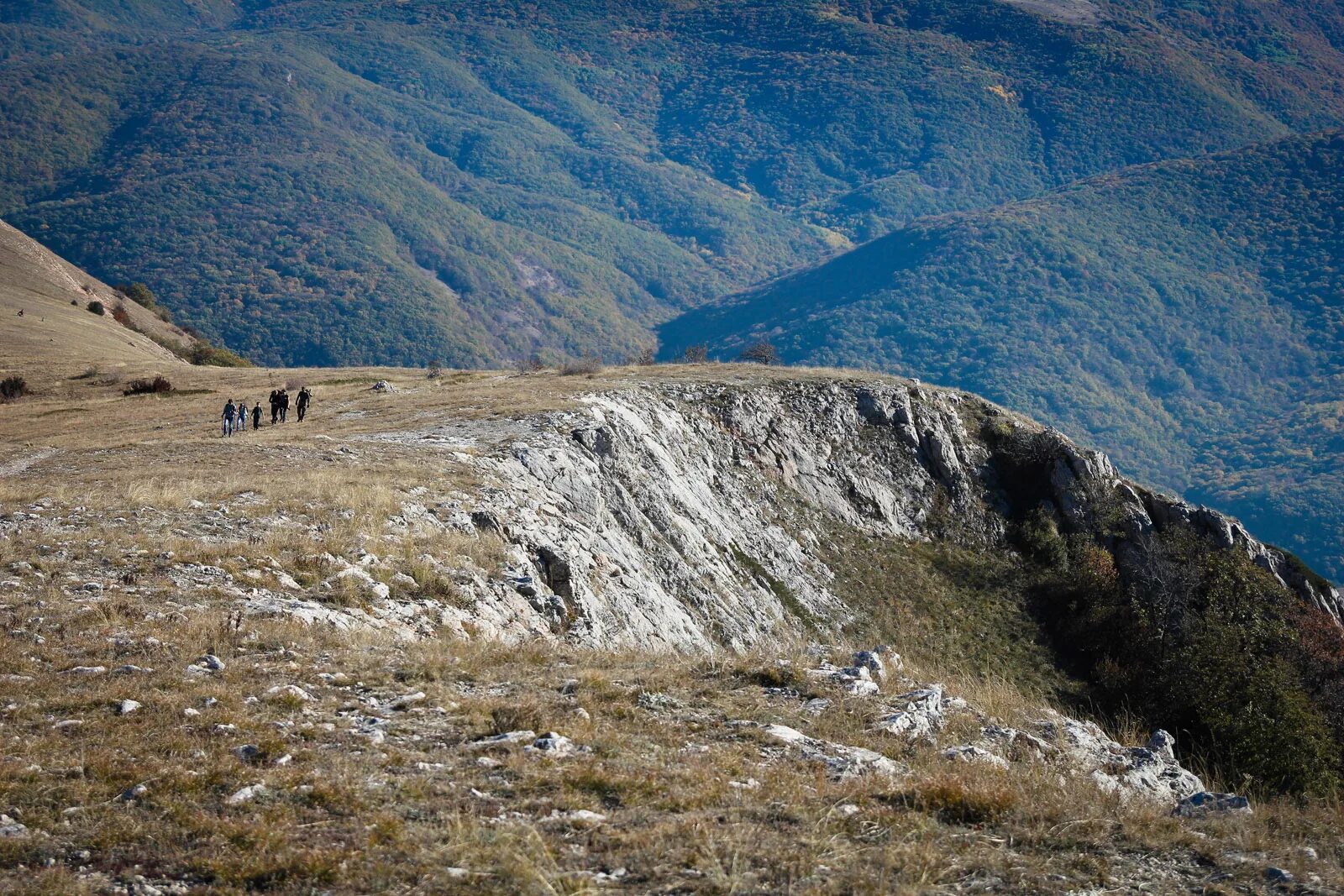 гора часы работы. гора часы работы. форточка перевал на чатыр даг. никитское ущелье в крыму.