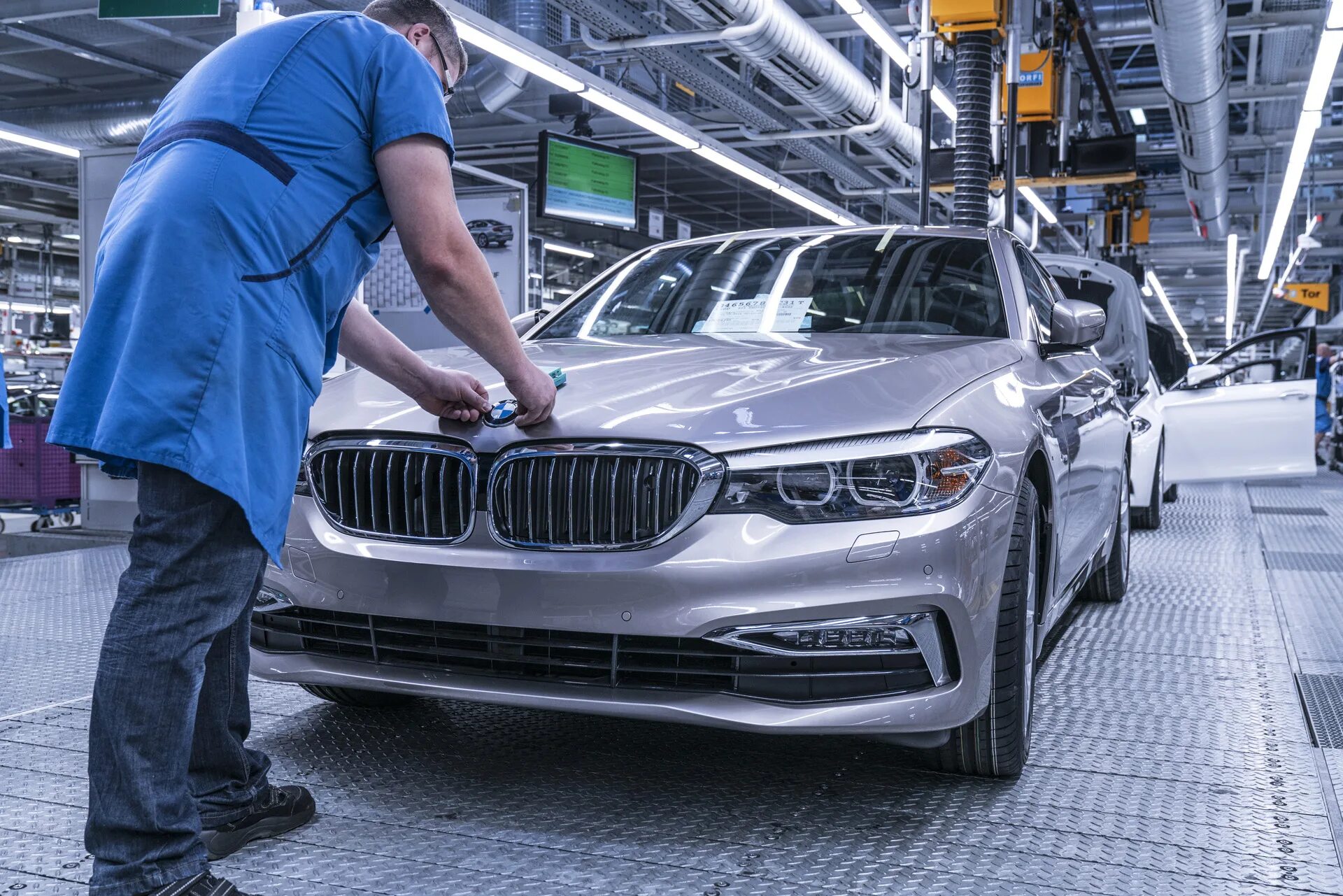 Завод БМВ Автотор. Автотор Калининград БМВ. Баварский моторный завод BMW. Завод BMW В Германии. Производство автомобилей в 2024