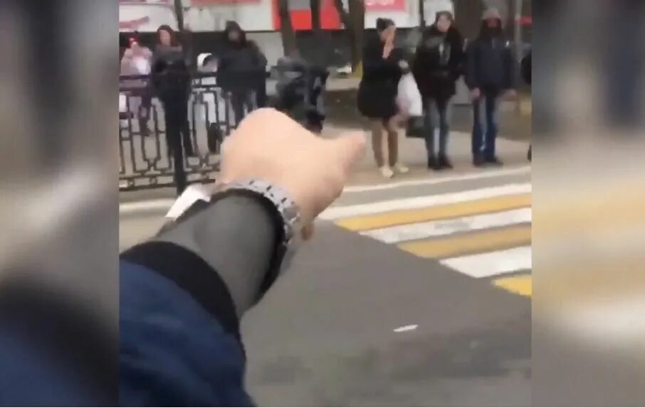 Что происходит в новороссийске сейчас стрельба. Стрельба новороссийск. стрельба в новороссийске сейчас. полиция задержала в новороссийске. стреляют в новороссийске сейчас.