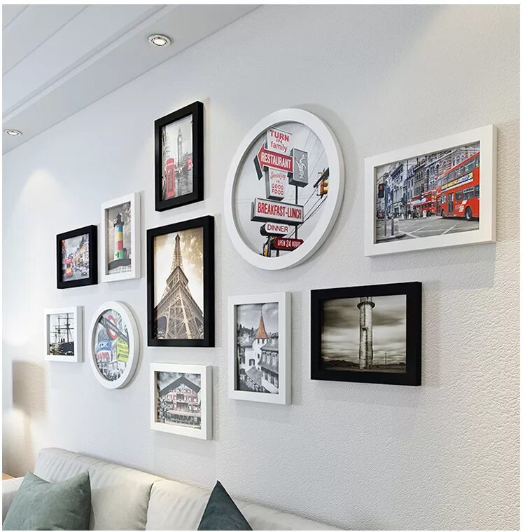 красивые фоторамки на стену. как вешать рамки на стену. фоторамки на стене в интерьере. фоторамки на стену. фоторамки на стене в интерьере.