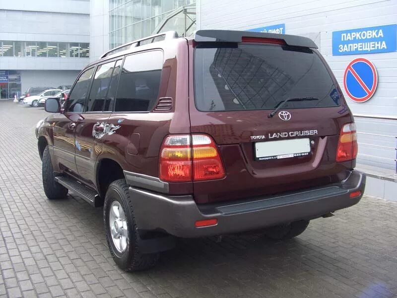 Чита ленд крузер 100. Toyota land cruiser 100 4.7 vx. toyota land cruiser 100 бордовый.