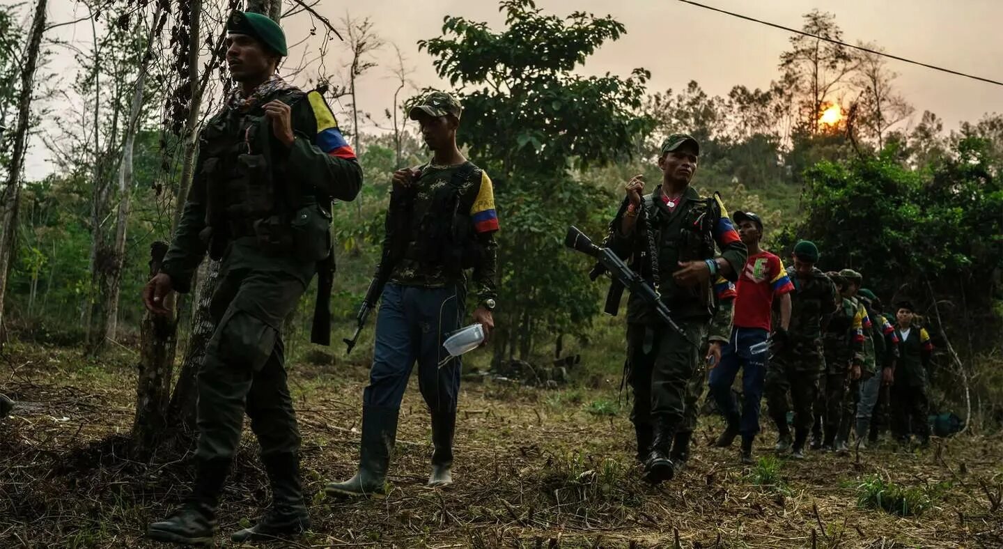 FARC Колумбия. Революционные вооружённые силы Колумбии (FARC). Повстанцы Колумбии. Колумбия повстанцы ELN. 9 август 2019
