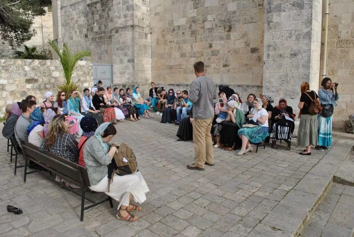 Граница палестины и израиля в иерусалиме. Храм в иерусалиме стена плача. Израиль центр иерусалим церковь. Стена плача в иерусалиме. Храм в иерусалиме стена плача.