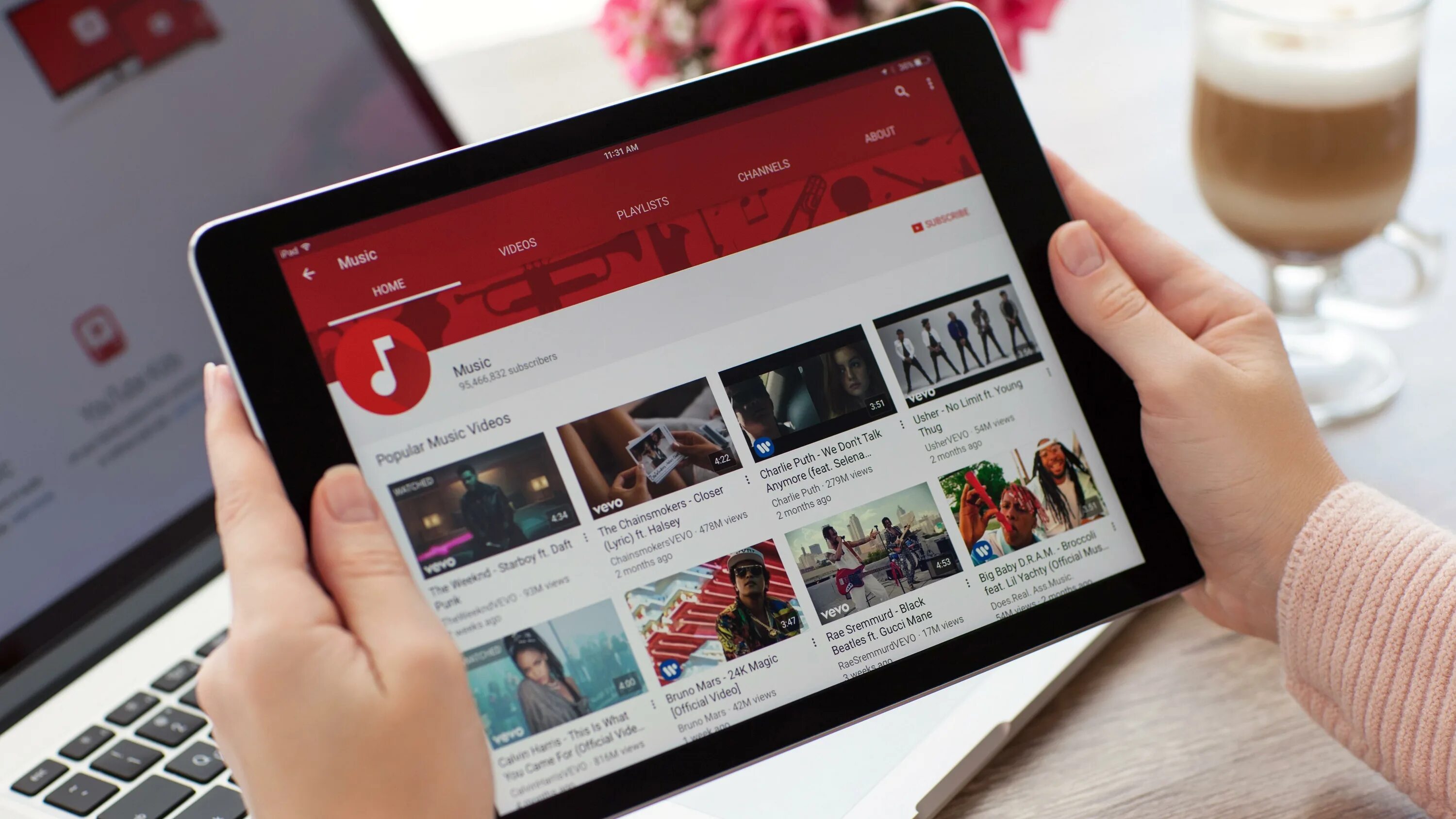 Иконка видео. Sites de videos. Ui сайта. Цифровой кинематограф. Видеореклама иконка.