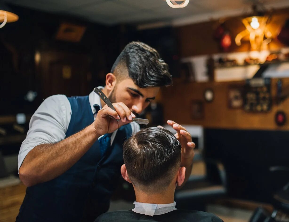 Barbershop тейково. Барбершоп. Парикмахер мужской. Барбершоп стили стрижек.