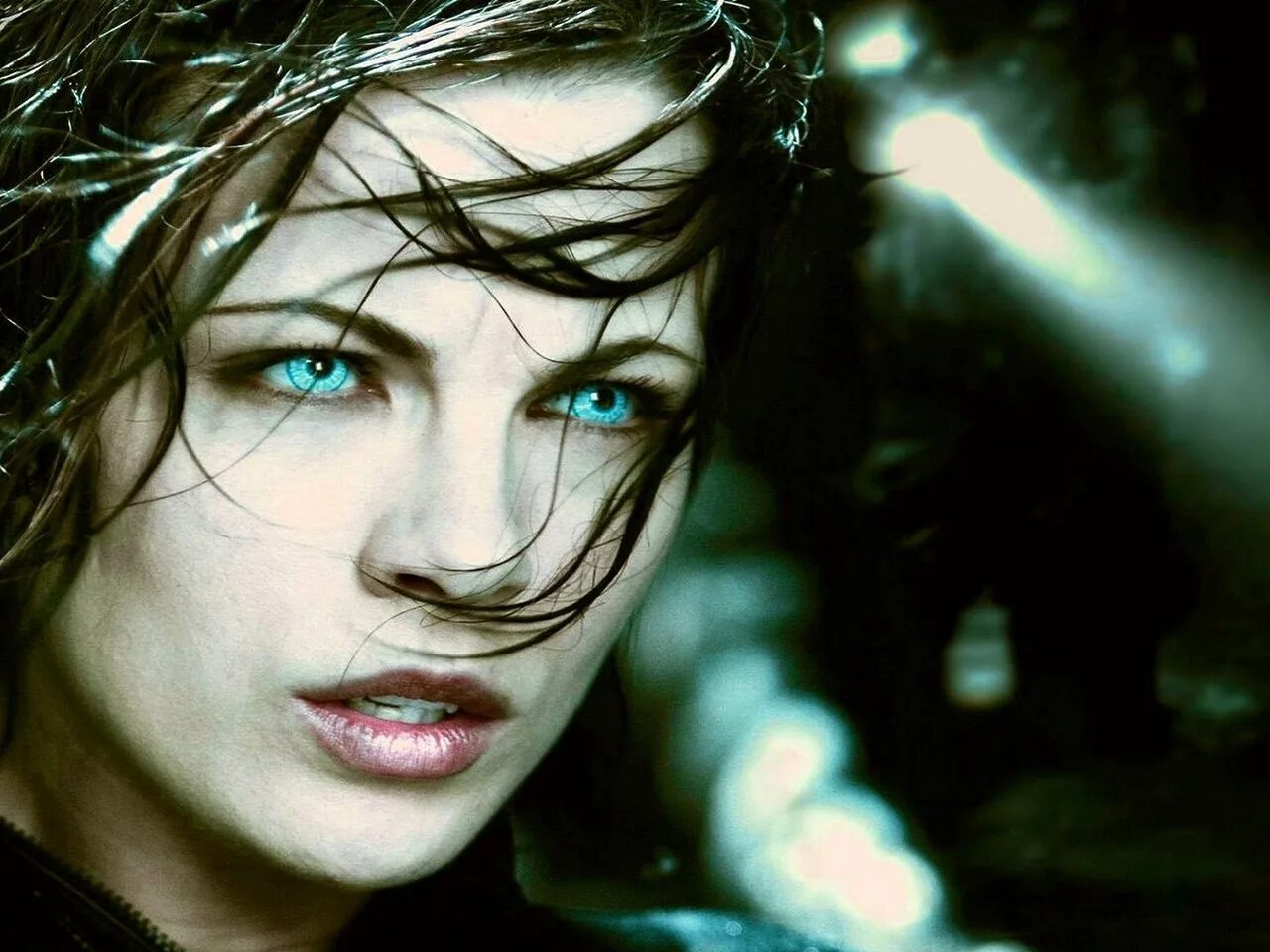 Стикеры в стиле лиц. Polar fisheye 8 mm f 3. Андеграунд культура. Эффект рыбий глаз арт. Современная культура андеграунд.