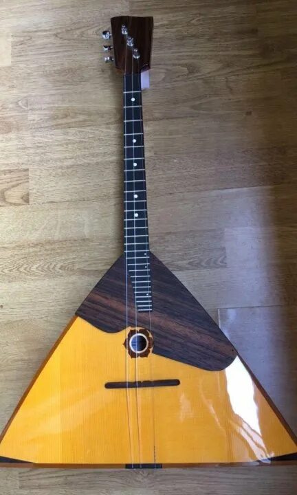 Балалайка мастер. Дорогая бас балалайка. Балалайка мастер. Балалайка прима бп-1 гребенников. Балалайка мастера вертолетостроителя.