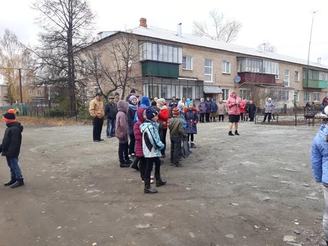 Т п мирный. Поселок Мирный Уйский район. Посёлок Мирный Челябинская область Уйский район. Уйский район поселок Мирный Пятерочка. Санаторий Мирный Уйский район.