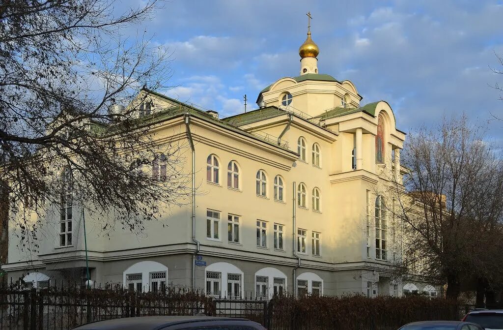 Православная московская гимназия. Свято Петровская гимназия. Свято Петровская школа Москва. Москва Тессинский переулок 3 православная школа. Православная Свято-Петровская гимназия традиционная.