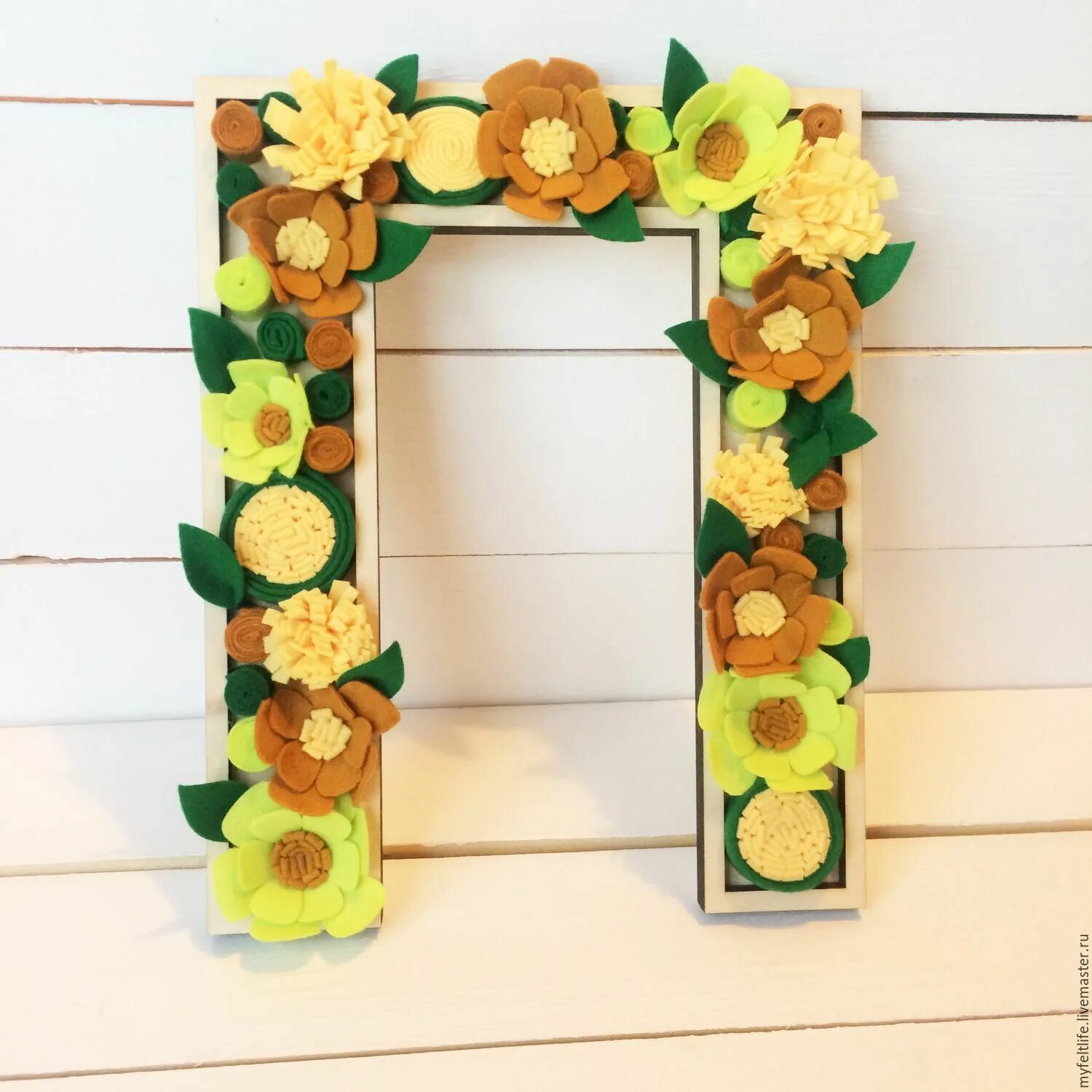 п изготовленные. оригинальные объемные буквы. п изготовленные. буква п украшенная. каркасы стальные типа "унитек".