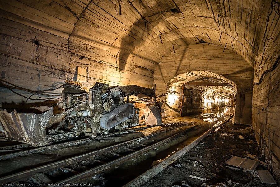 Карьер «бингем-каньон» в сша. Матанса-риачуэло, аргентина. Машина для бурения тоннелей. Мусульманская могила. Шахта 316 метрострой.