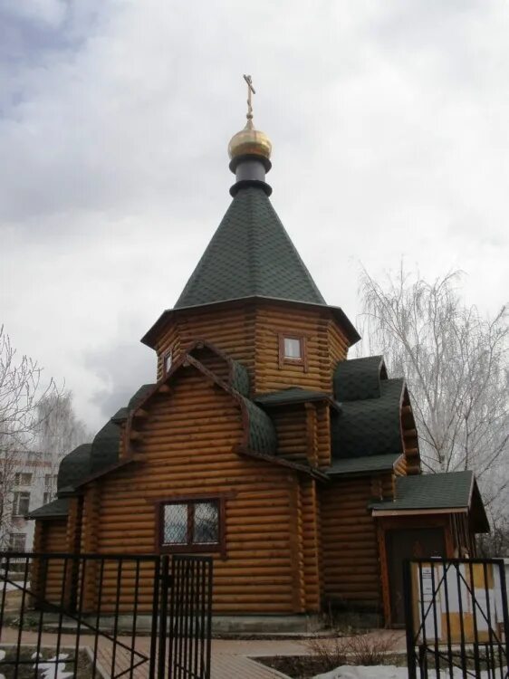 Храм-часовня преподобных антония и феодосия киево-печерских. Регент храма антония и феодосия в бибирево. Храм антония и феодосия. Церковь в этнографической деревне бибирево. Храм антония и феодосия печерских в бибирево.