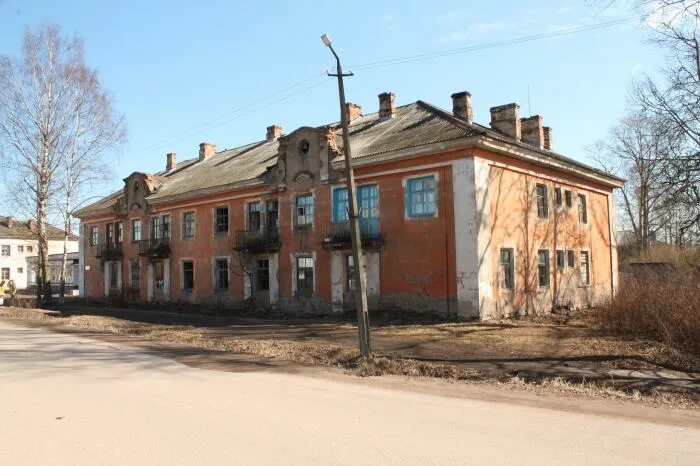 Тесово новгородская область. Пос. тёсово-Нетыльский. Тёсово-Нетыльский Новгородская. Новгородская область Тесово-Нетыльский ул. Советская 1. П тёсово Нетыльский Новгородская область ул Советская.