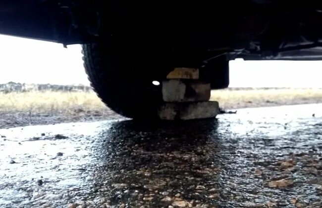 Как снять колесо на полуприцепе без домкрата Замена колеса на полуприцепе