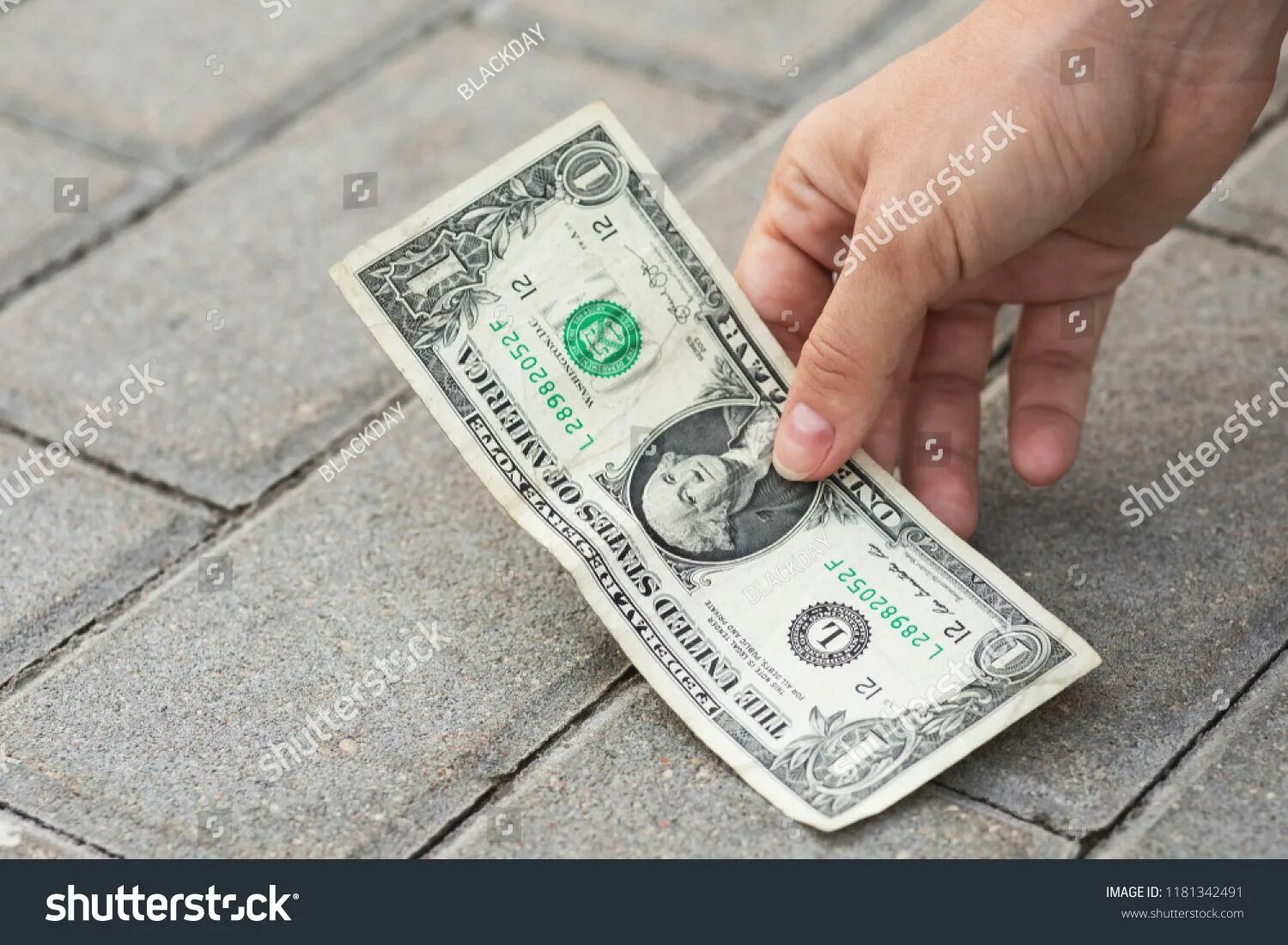 Picking up money. Found money. Pick up money. Women money Lost. Find money on the Street.