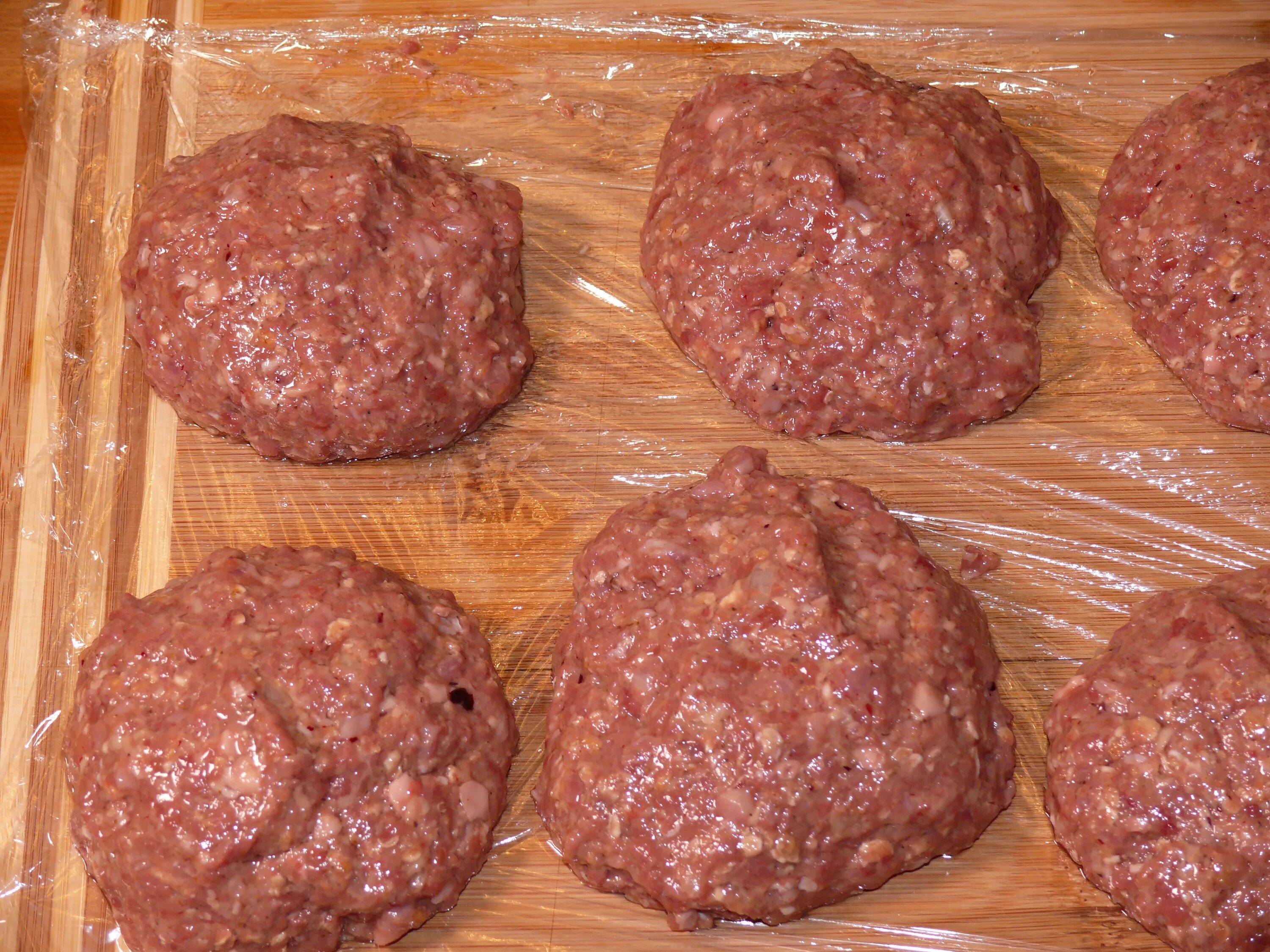 котлеты из субпродуктов. фарш из куриных сердечек. котлеты из желудков куриных пошаговый. котлеты из желудков куриных пошаговый. овсяные биточки.