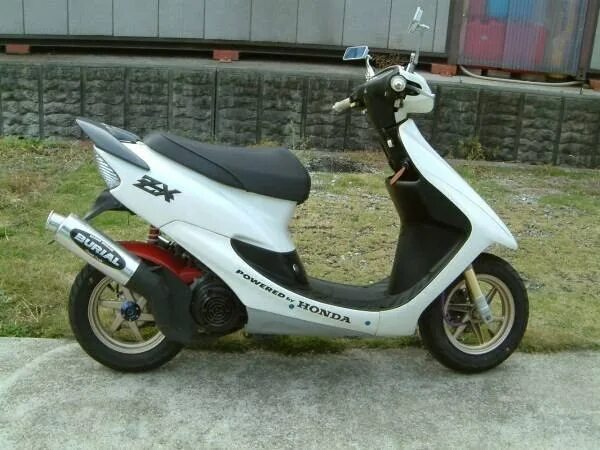 Suzuki sepia af 50. Скутер honda dio 35. Мопед хонда zx. Honda dio 35 zx. Honda dio af 34 zx.
