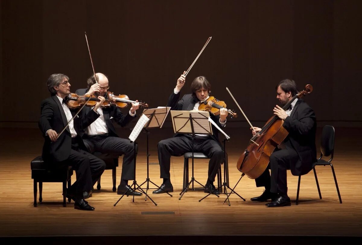 Концерт оркестра афиша. Афиша выступления симфонического оркестра. Ночь пожирателей рекламы 2023. Плакат фестиваля джаза реклама. Джаз постер.