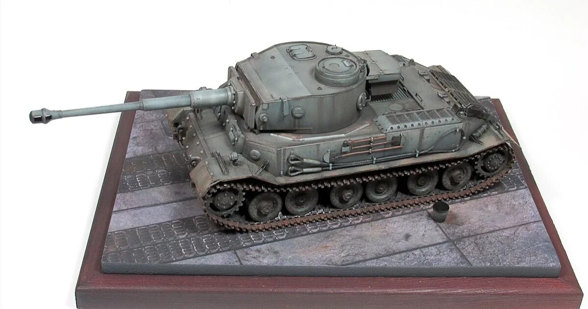 Tiger 1 Porsche. Модель тигр Порше 1/35. Тигр 1 Порше. Тигр Порше танк. Танк тигр порше