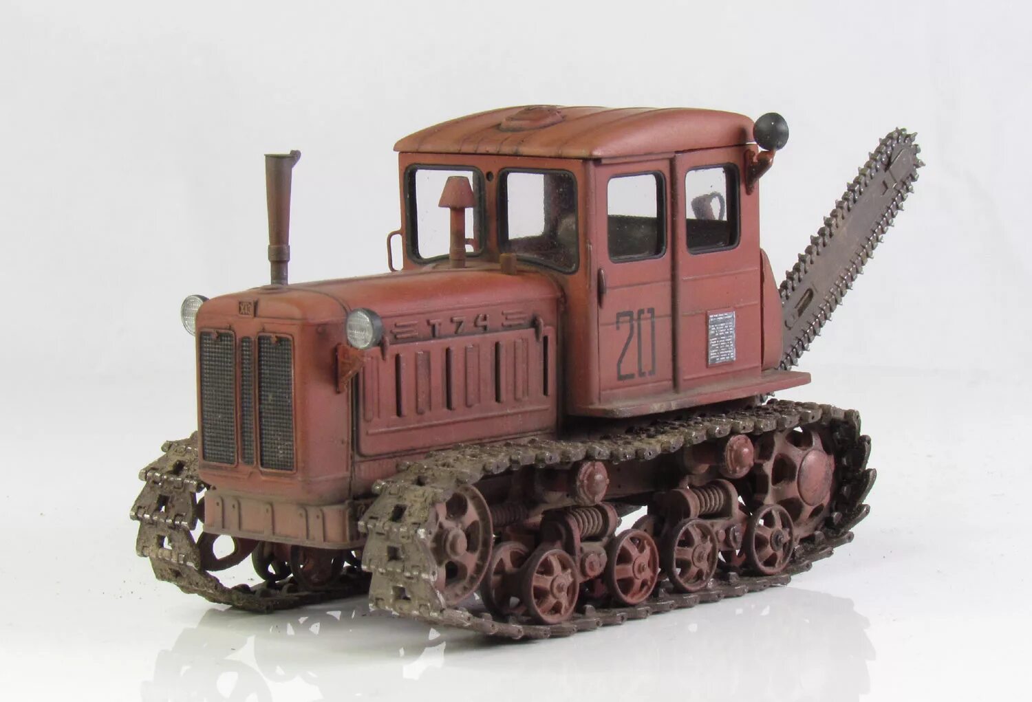 Трактора 1 43. Модель трактора 1:43 т-175 волгарь. т-74 (трактор). алтаец трактор 1:43. тракторы масштаб 1к43.
