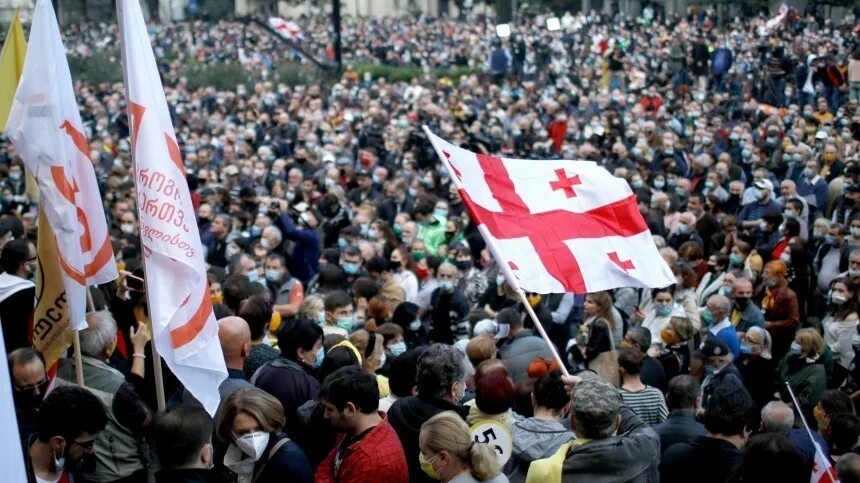 Что случилось в грузии. Протесты в Грузии 2023. Протесты в Тбилиси. Оппозиция Грузии. Парламент Грузии митинги.